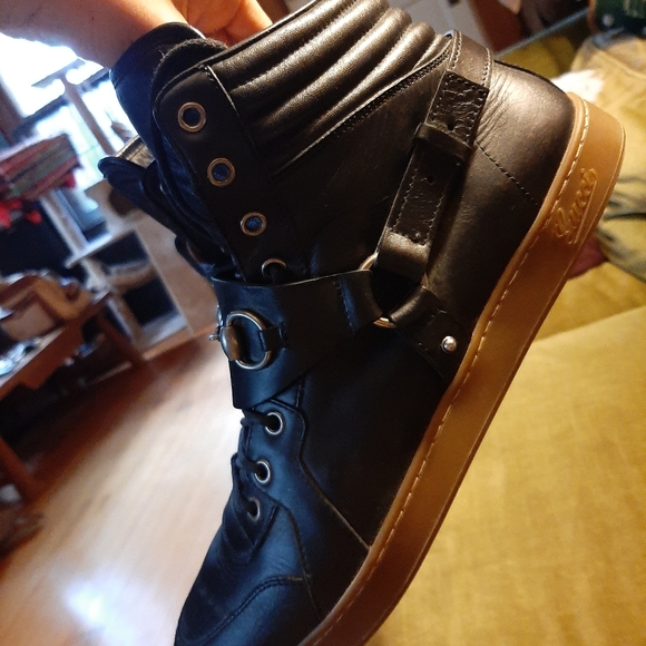 Gucci Sneakers & matching belt - Picture 6 of 10